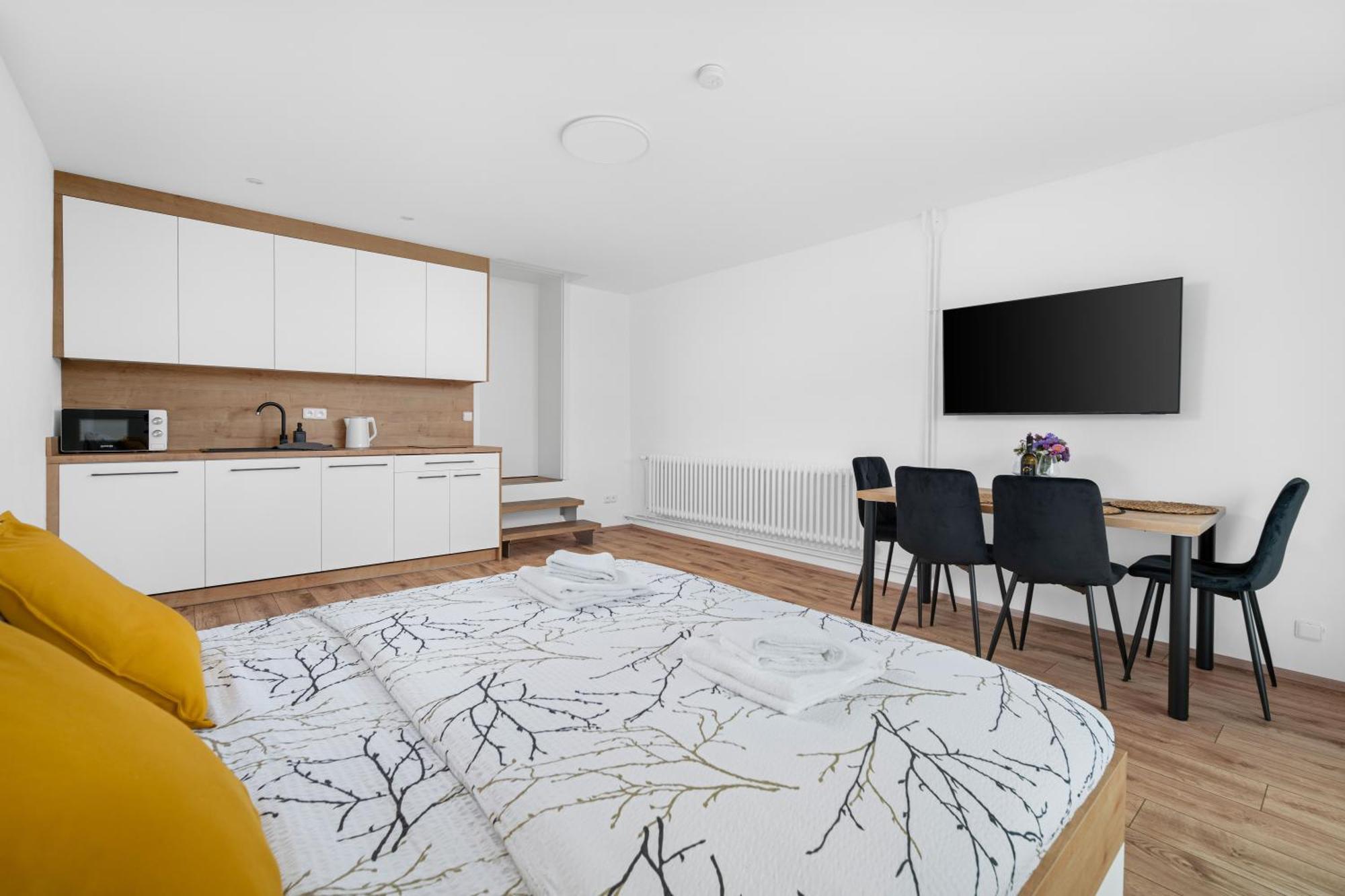 Apartmany Stastny Sklep Вальтице Экстерьер фото